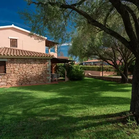 Outstanding Residenze Gallura 2 Bedroom Sleeps With Child 公寓 *