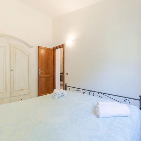 Outstanding Residenze Gallura 2 Bedroom Sleeps With Child Appartement San Teodoro (Sardinia)